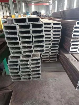 SUS304 Paslanmaz Çelik Dikdörtgen Boru, 304l HL Karbon Çelik Kare Boru 0.6 0.8 1.2mm