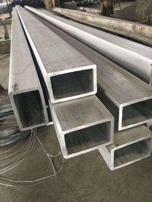 316L Dikdörtgen Dikişsiz Paslanmaz Çelik Boru 20 * 40 25 * 50 30 * 60 Lehçe Kare