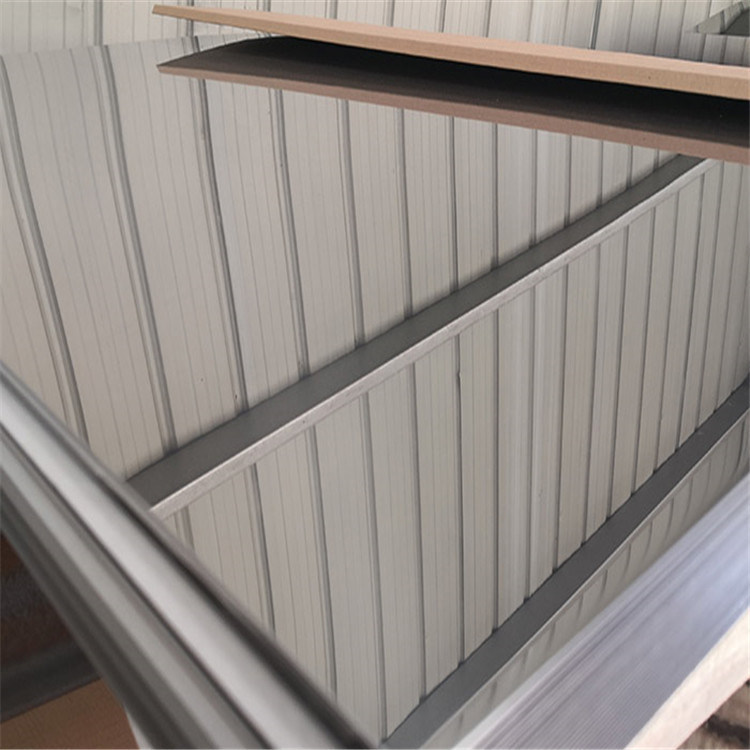 2b Finish Ayna Cilası Paslanmaz Çelik Levha 316l 4mm Lazer Kesim Soğuk Haddelenmiş 8x4