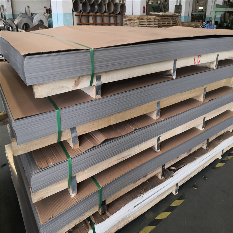 Ss Ayna Kaplama Sayfası 0,5 mm 0,6 mm 0,8 mm Fırçalanmış Paslanmaz Çelik Panel